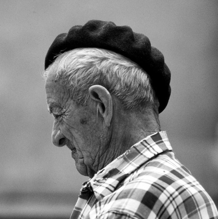 549809DA-1D0C-4ABB-A0D6-3AF1D1E4C91D